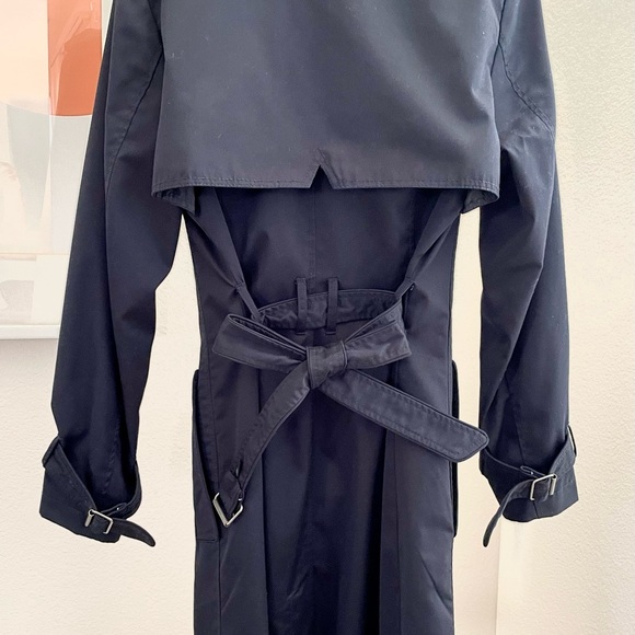 Women H&M Black Trench Coat size 8 with good condition. - Picture 2 of 5